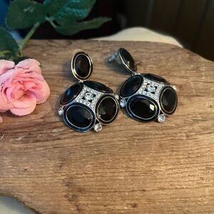 VTG HSN Princess Amanda Black Crystal Silvertone Drop Earrings 2”